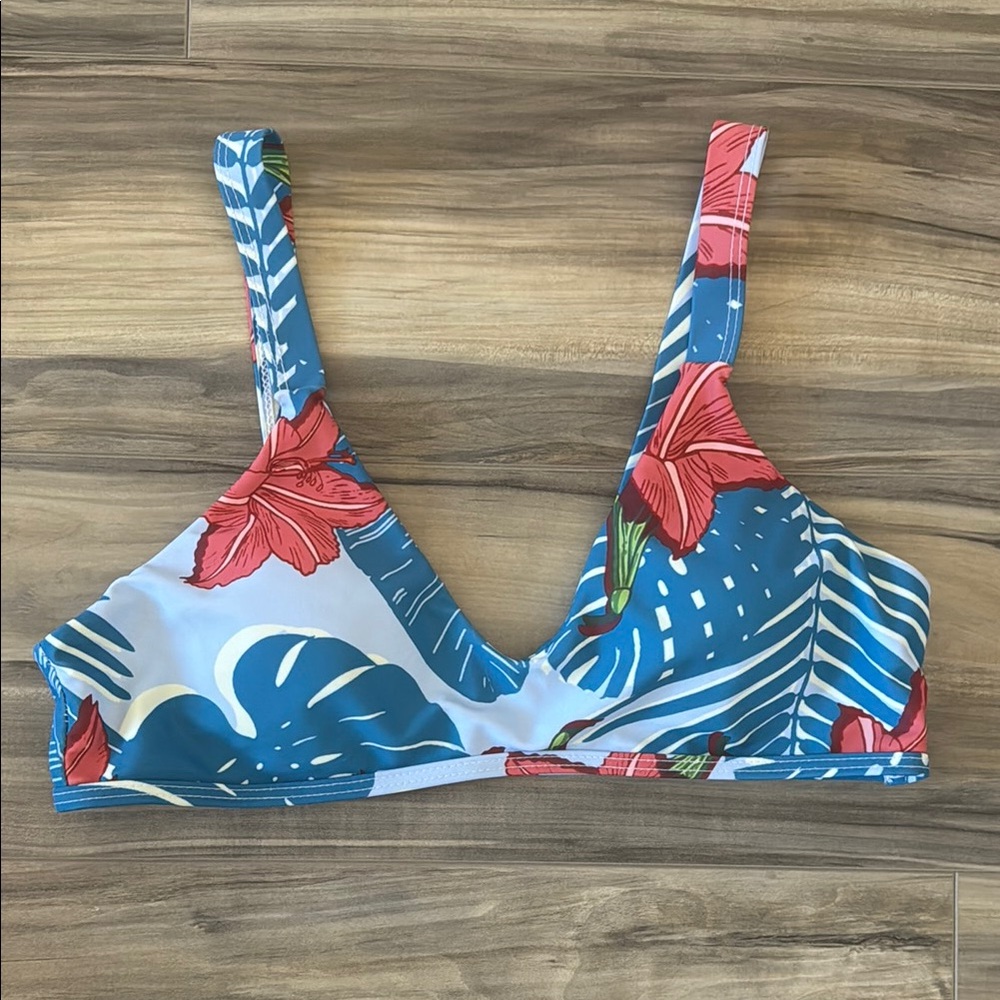 Beachsissi Women’s Tropical Bikini Top